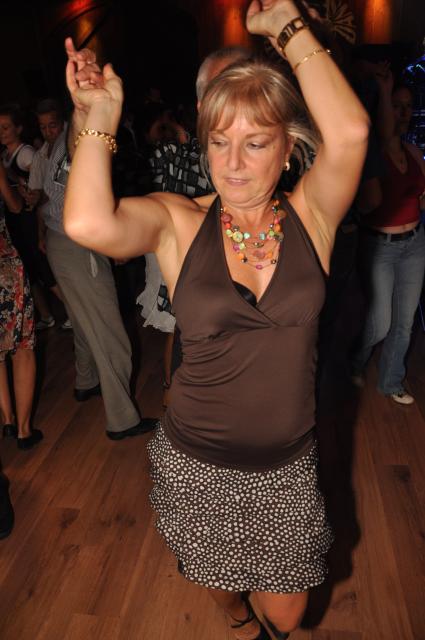 min 2010 10 10 station danse 196